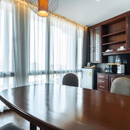 Grand Hotel Вьентьян Экстерьер фото